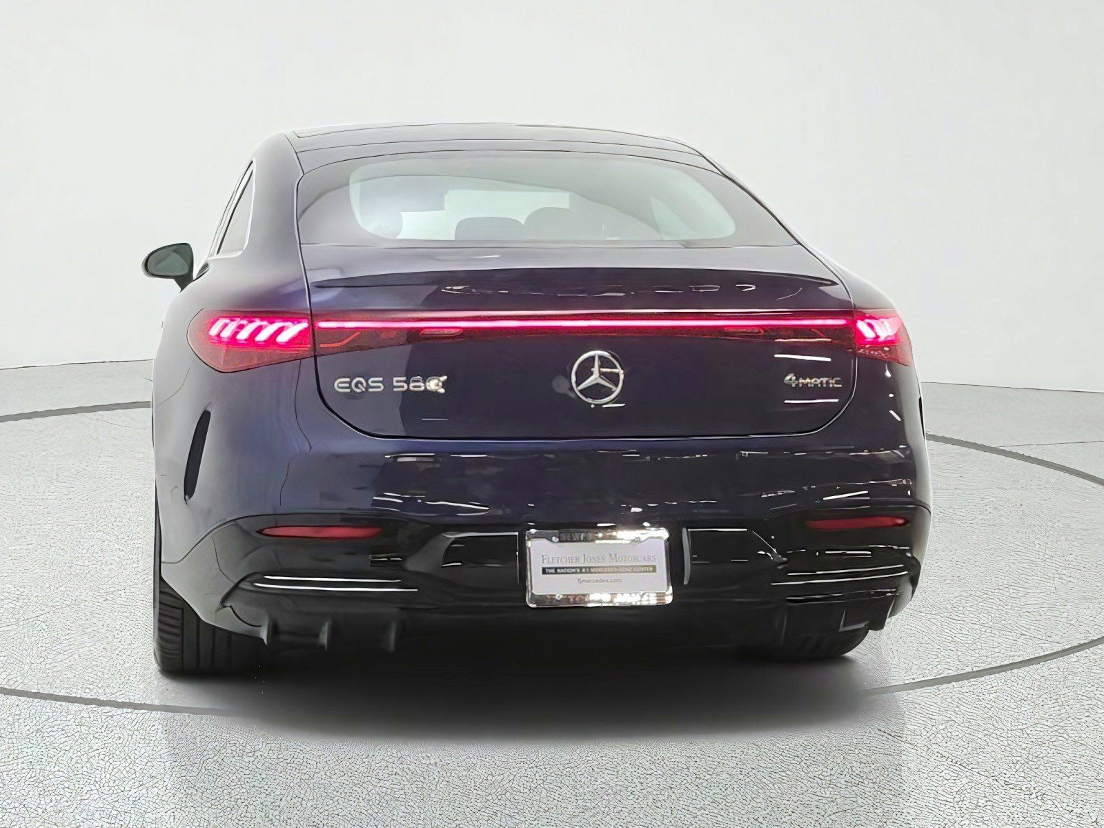 Used 2023 Mercedes-Benz EQS 580 4MATIC Sedan image 6