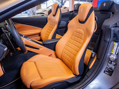 Certified 2024 Ferrari Roma Spider RWD image 11