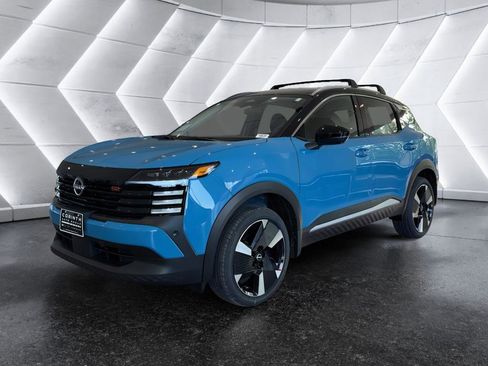 New 2026 Nissan Kicks SR w/ Cold Weather Package image 4