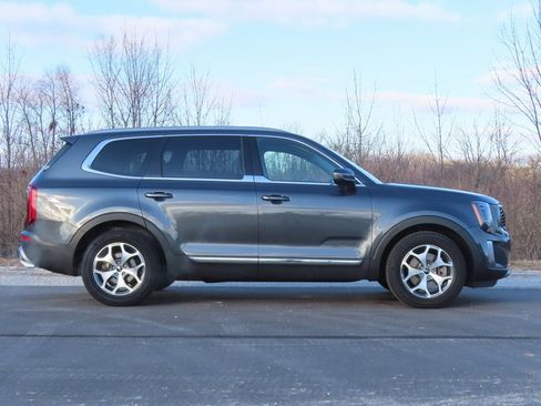 Certified 2021 Kia Telluride EX image 2