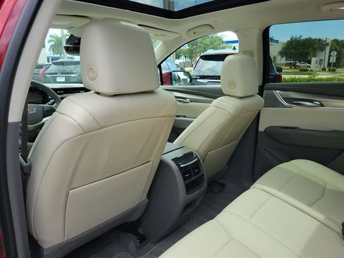 Certified 2023 Cadillac XT5 Premium Luxury w/ Technology Package FWD image 10