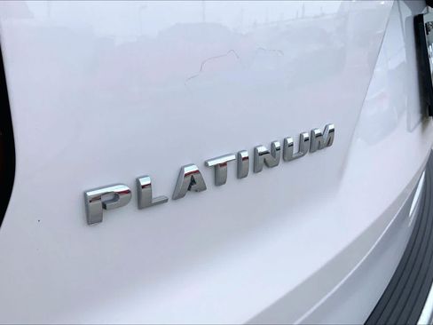 Used 2019 Ford Explorer Platinum AWD/4WD image 10