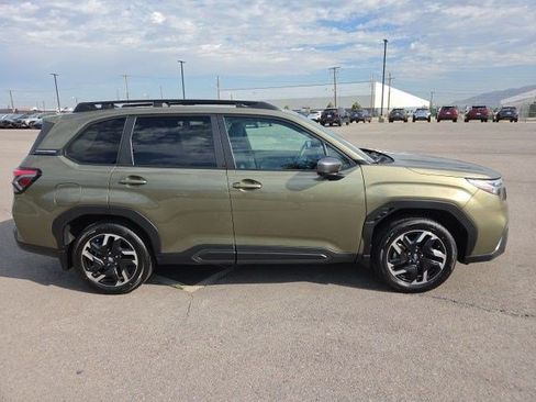 Used 2026 Subaru Forester Limited AWD/4WD image 2
