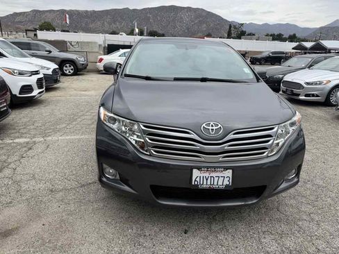 Used 2012 Toyota Venza XLE w/ XLE Premium Pkg FWD image 2