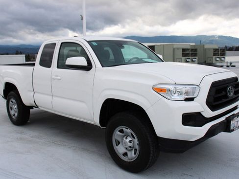 Certified 2023 Toyota Tacoma SR image 2