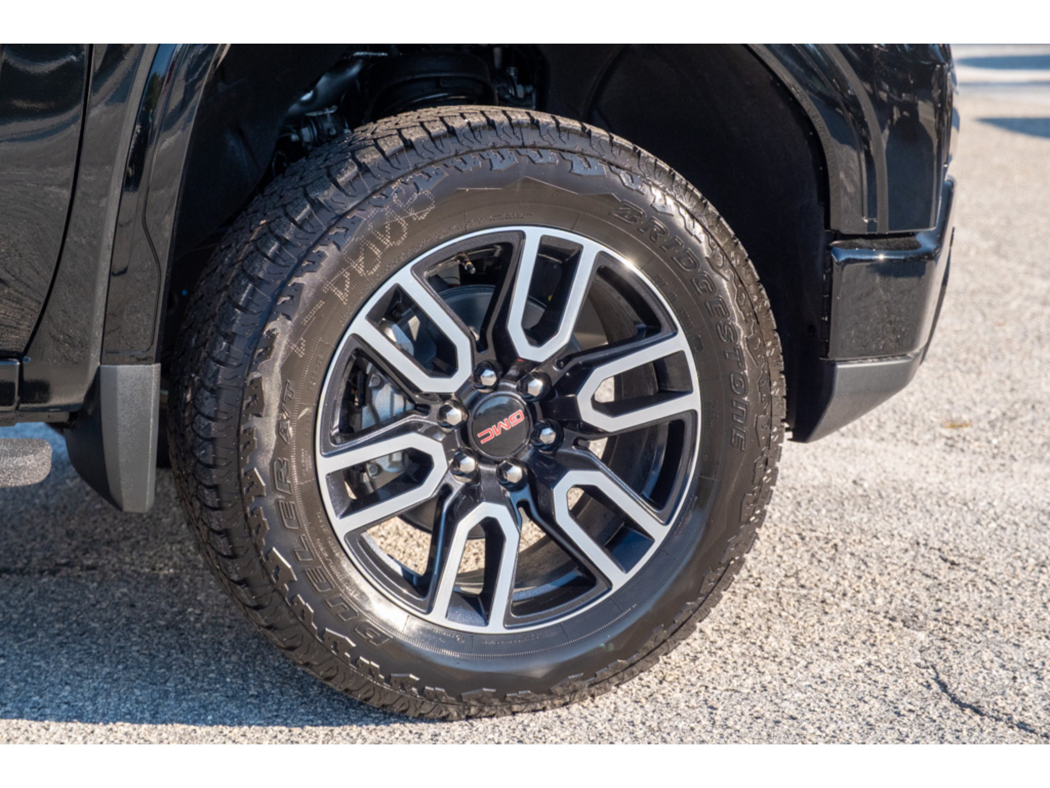 New 2026 GMC Sierra 1500 AT4 w/ AT4 Premium Package AWD/4WD image 10