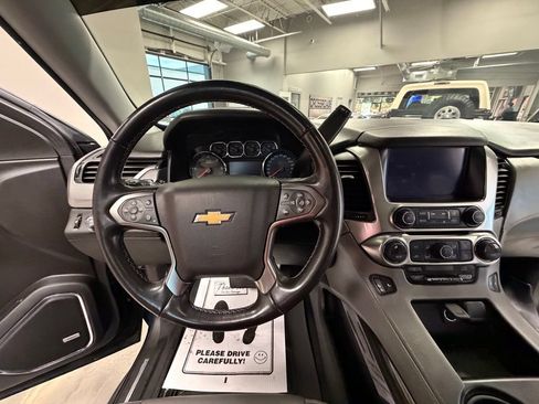 Used 2020 Chevrolet Tahoe LT w/ Luxury Package AWD/4WD image 13