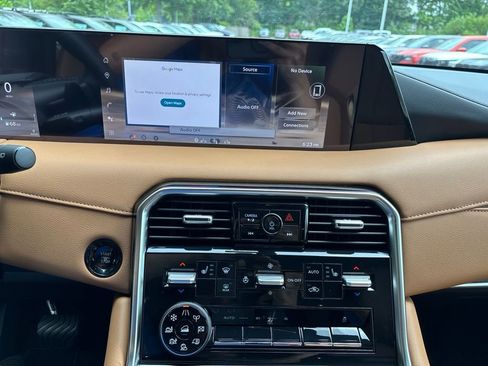 New 2026 Nissan Armada SL w/ Captain's Chari Seat Package AWD/4WD image 11