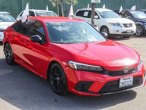 Used 2022 Honda Civic Sport image 3