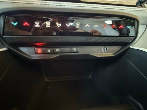 New 2026 Jeep Cherokee Limited image 20