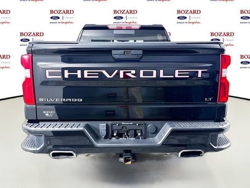 Used 2021 Chevrolet Silverado 1500 LT Trail Boss w/ Convenience Package II image 7