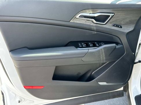 New 2025 Kia Sportage X-Line Prestige image 13