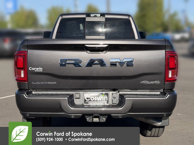 Used 2025 RAM 3500 Limited AWD/4WD image 18