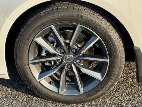 Used 2022 Honda Accord EX-L image 45