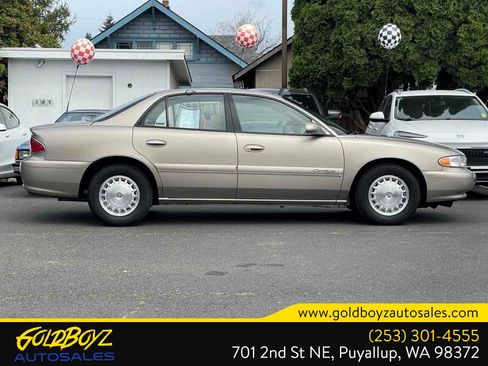 Used 2002 Buick Century Custom w/ Special Edition Pkg FWD image 3