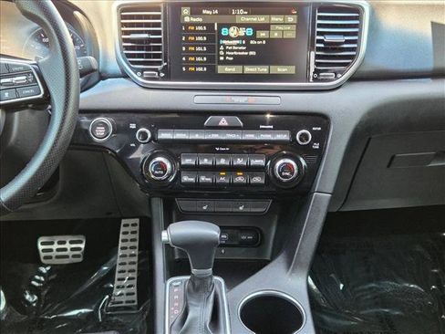 Used 2021 Kia Sportage S w/ S FWD Premium Package image 16