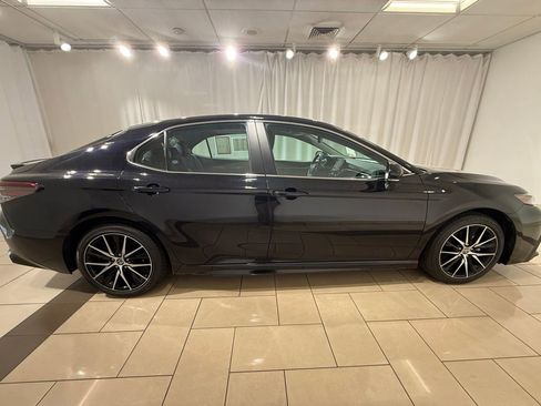 Certified 2023 Toyota Camry SE w/ Cold Weather Package FWD image 6