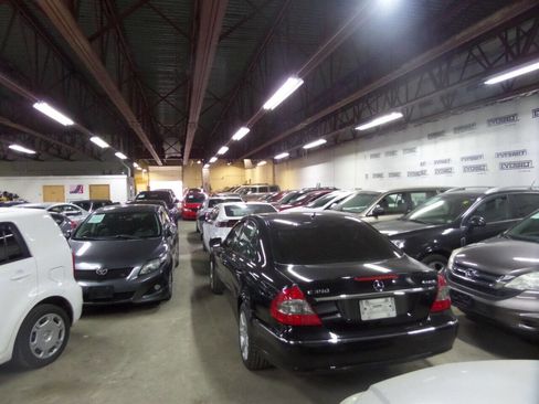 Used 2011 BMW 328i xDrive 328i xDrive AWD 4dr Sedan image 32