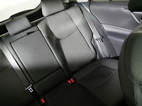 Used 2022 Toyota RAV4 XLE image 14