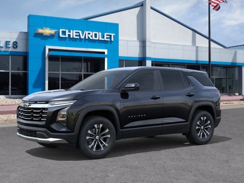 New 2026 Chevrolet Equinox LT image 2