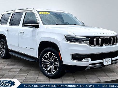 Used 2024 Jeep Wagoneer Series II w/ Flexible Seating Group AWD/4WD image 1