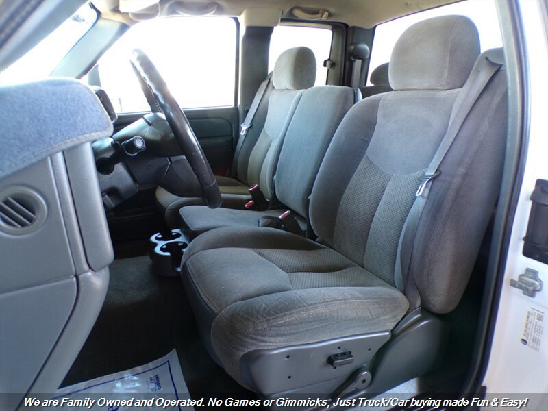 Used 2006 Chevrolet Silverado 2500 LT RWD image 15