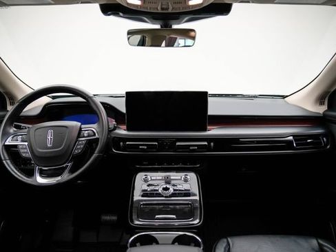 Used 2023 Lincoln Nautilus Reserve w/ Monochromatic Package AWD/4WD image 28