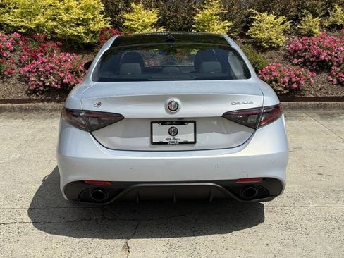 New 2025 Alfa Romeo Giulia w/ Veloce Package Rwd image 4