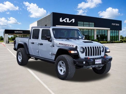 Used 2022 Jeep Gladiator Mojave w/ Cold Weather Group AWD/4WD image 3
