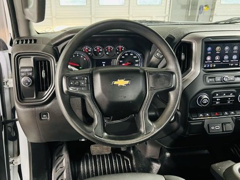 Used 2023 Chevrolet Silverado 1500 W/T w/ WT Value Package image 5