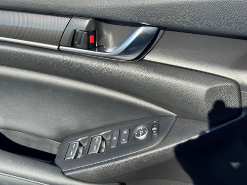 Certified 2022 Honda Accord Sport image 24