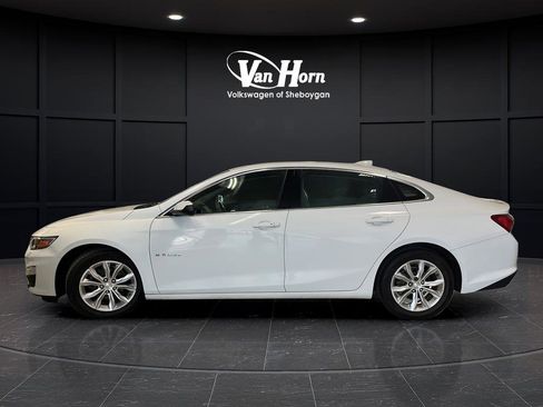 Used 2021 Chevrolet Malibu LT FWD image 4