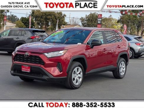 Used 2024 Toyota RAV4 LE image 1