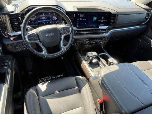 Used 2024 Chevrolet Silverado 1500 RST w/ Convenience Package II AWD/4WD image 15
