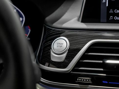 Used 2021 BMW ALPINA B7 xDrive image 20