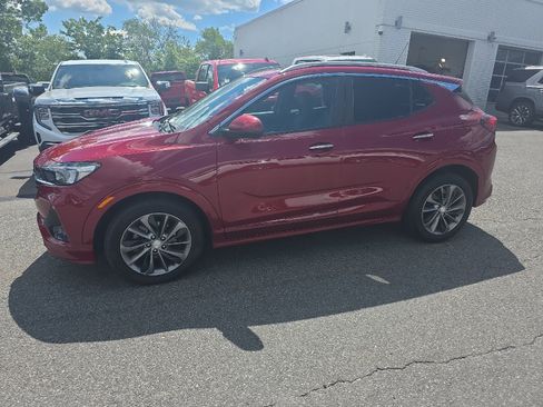 Used 2021 Buick Encore GX Select w/ Experience Buick Package FWD image 2