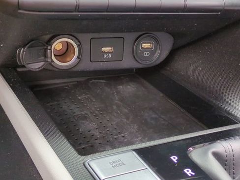 Certified 2023 Hyundai Elantra Limited image 22