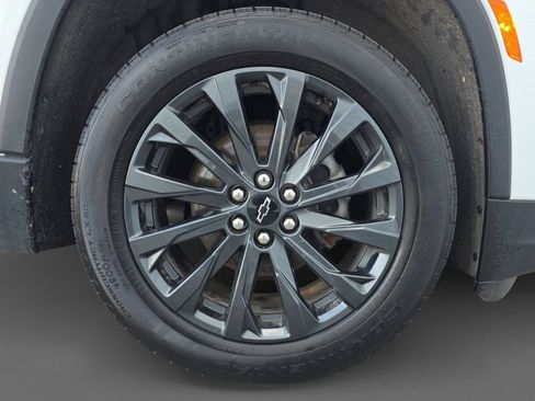 Used 2023 Chevrolet Traverse RS w/ LPO, Floor Liner Package AWD/4WD image 14