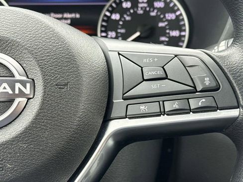 Certified 2025 Nissan Sentra SV w/ Trunk Package FWD image 11