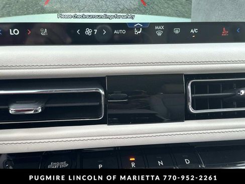 New 2026 Lincoln Aviator 2WD image 24