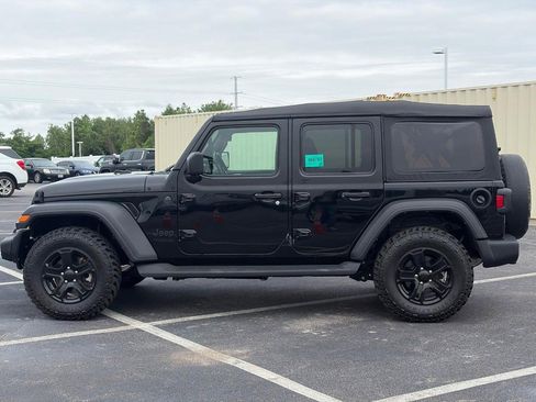 Used 2022 Jeep Wrangler Unlimited Sport AWD/4WD image 4