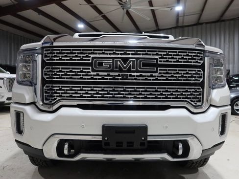 Used 2023 GMC Sierra 2500 Denali w/ Denali Ultimate Package AWD/4WD image 8