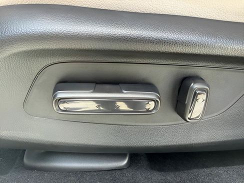 New 2026 Honda HR-V EX-L image 10