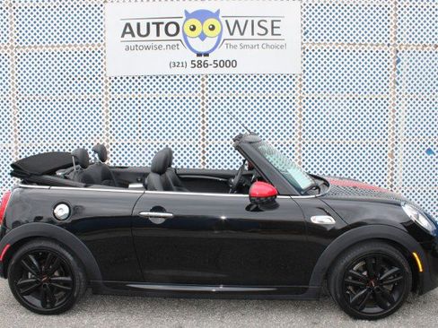Used 2017 MINI Cooper S FWD image 3