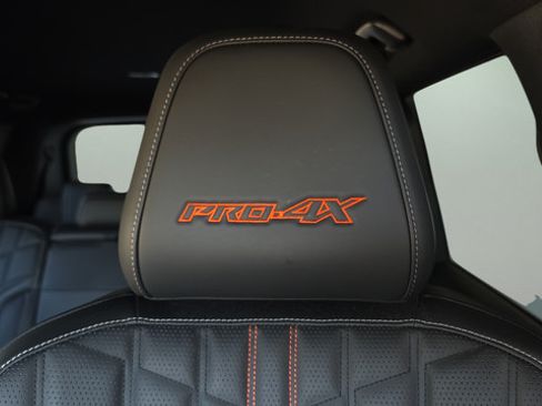 Used 2026 Nissan Armada PRO-4X AWD/4WD image 33