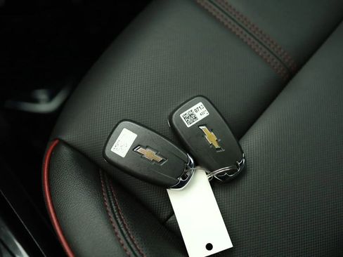 Used 2024 Chevrolet TrailBlazer RS w/ Convenience Package FWD image 40