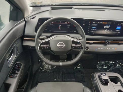 Used 2023 Nissan Ariya FWD image 15