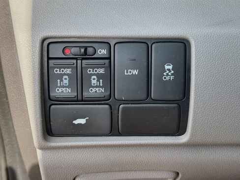 Used 2017 Honda Odyssey EX-L image 28