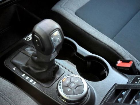 Used 2022 Ford Bronco 4-Door image 16