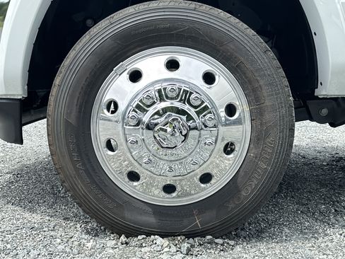 New 2026 RAM 5500 4x4 Crew Cab image 11
